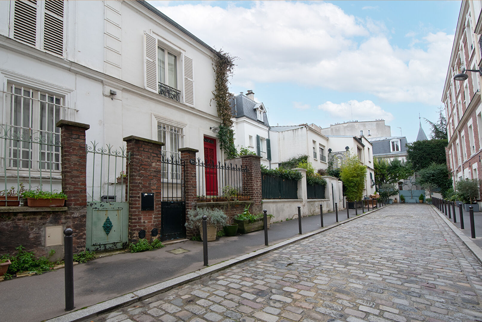VILLAGE DIDOT : charmante maison dans une impasse pave 16/18
